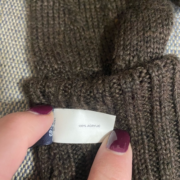 EUC Gap brown women’s gloves (s/m) & scarf set - Picture 5 of 9